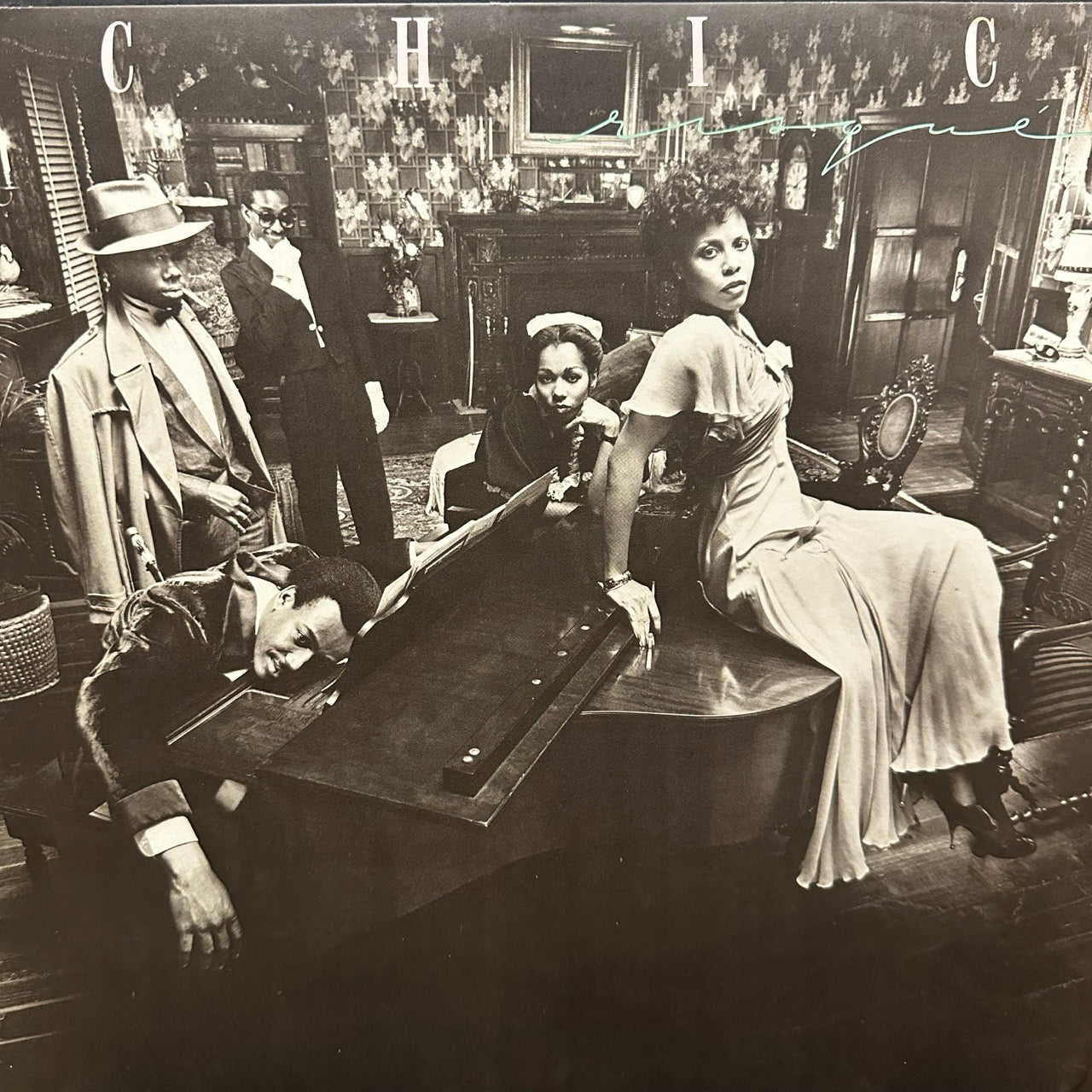Chic – Risqué