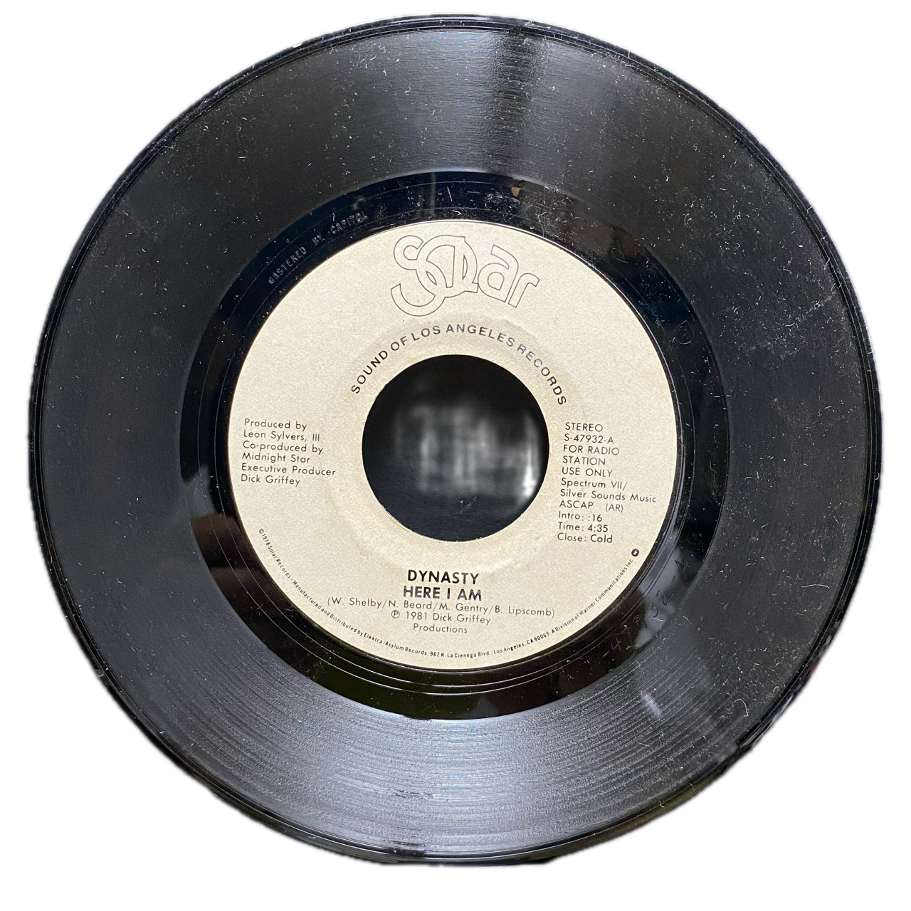 Dynasty – Here I Am [7"]