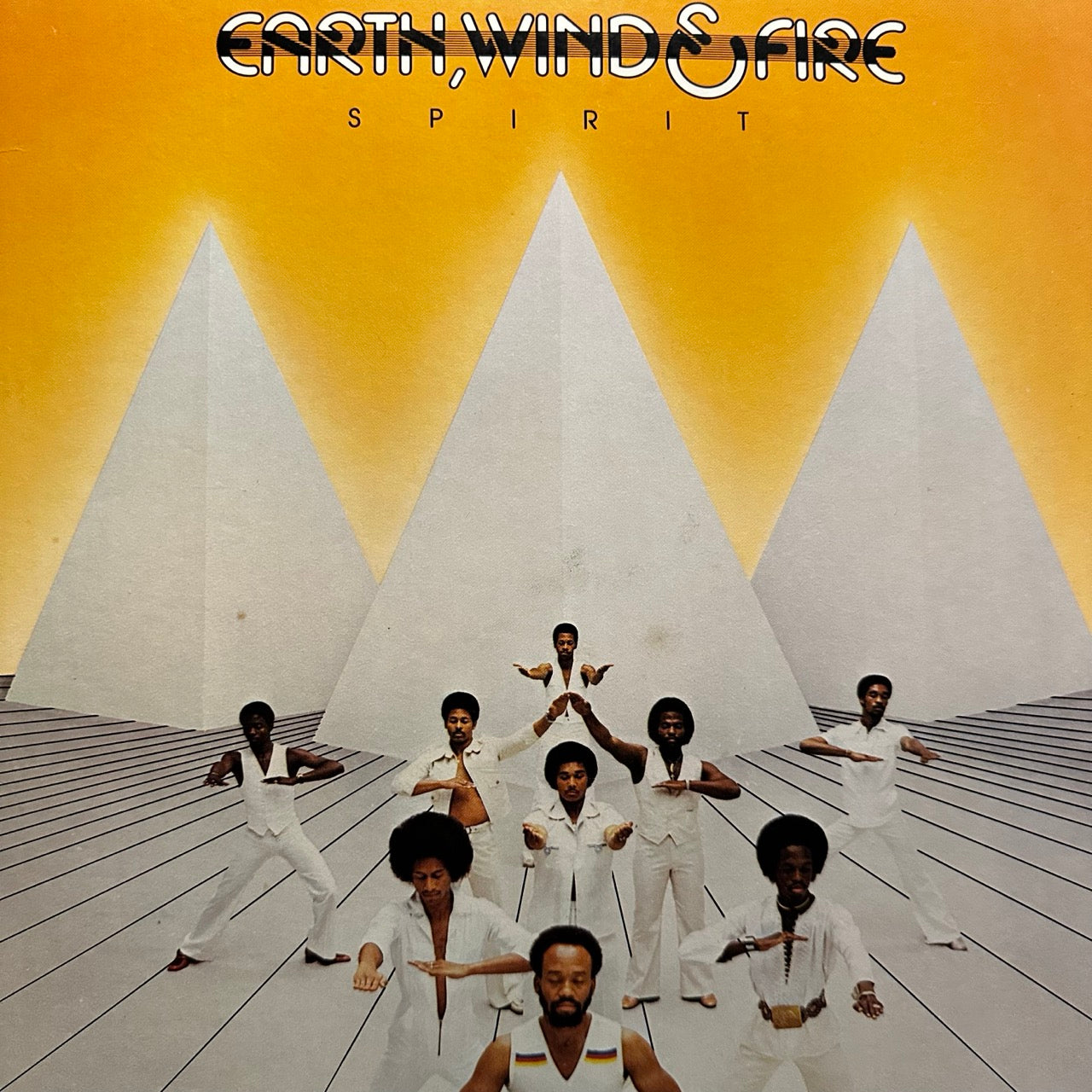 Earth, Wind & Fire – Spirit