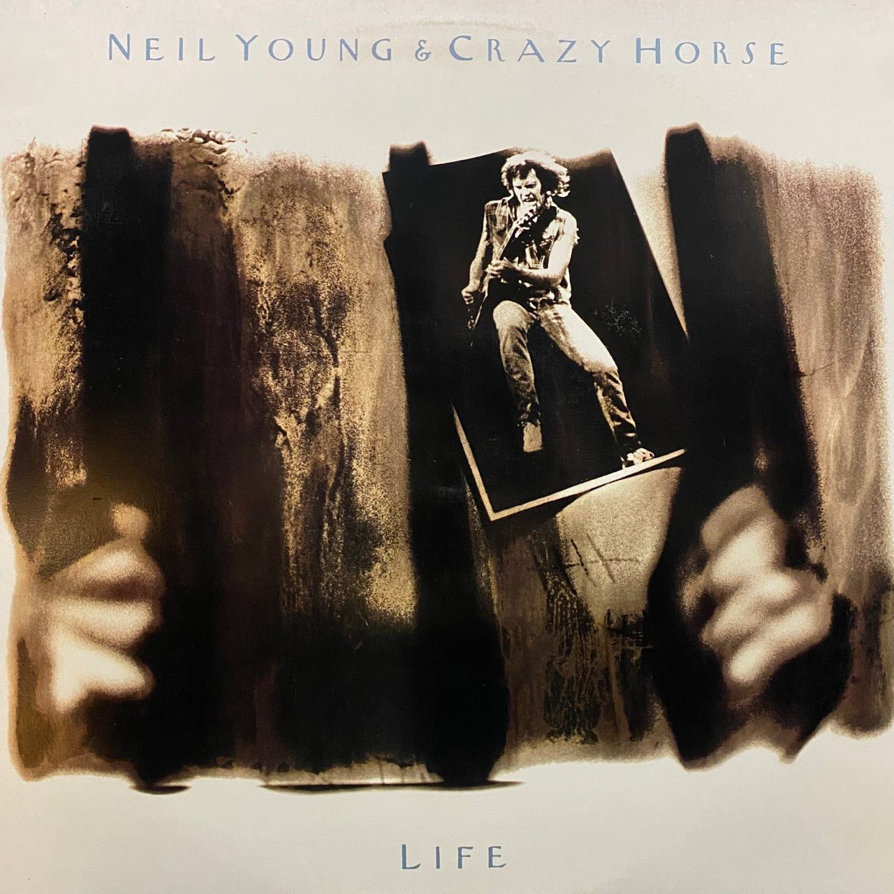 Neil Young & Crazy Horse – Life
