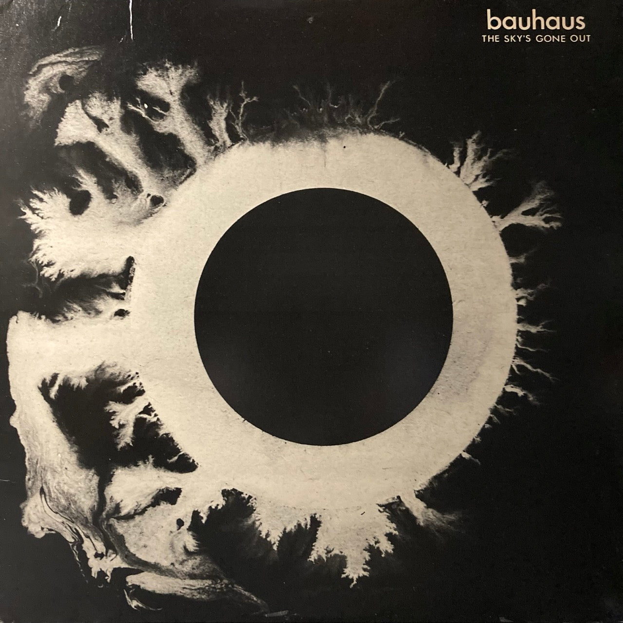 Bauhaus - The Sky's Gone Out