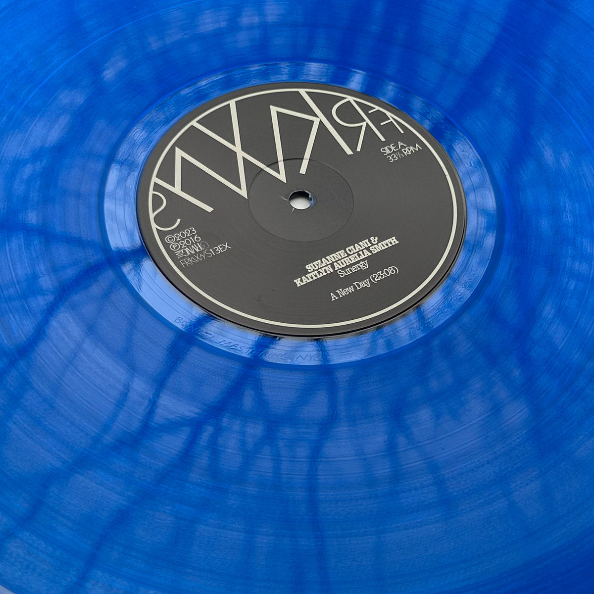 Suzanne Ciani & Kaitlyn Aurelia Smith - FRKWYS Vol. 13 - Sunergy [Expanded - Pacific Blue Vinyl]