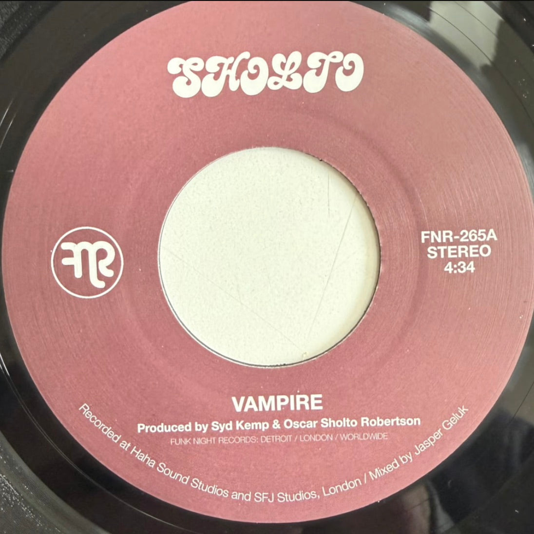SHOLTO - Vampire b/w Pearl That Glitters [7”]