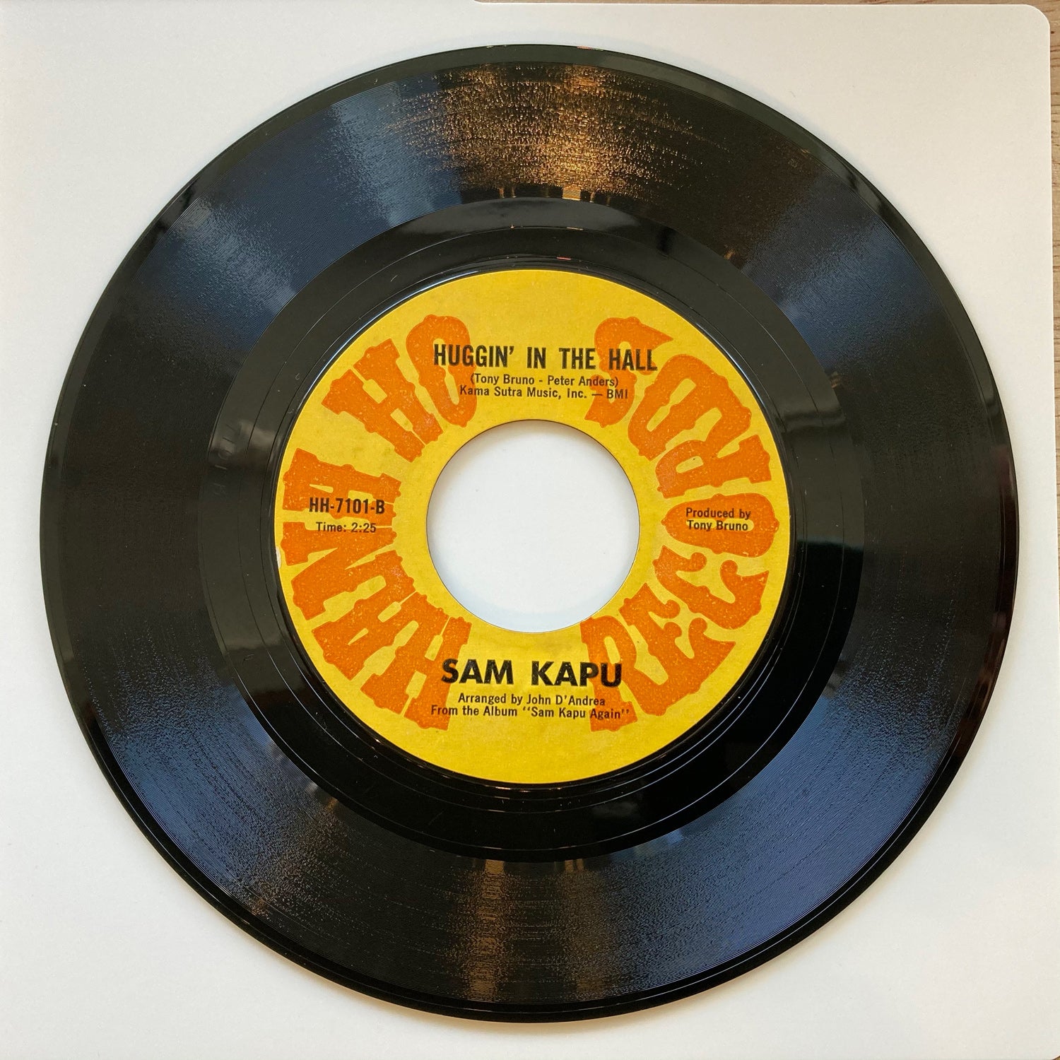 Sam Kapu - Chotto Mate Kudasai / Huggin' In The Hall (7")