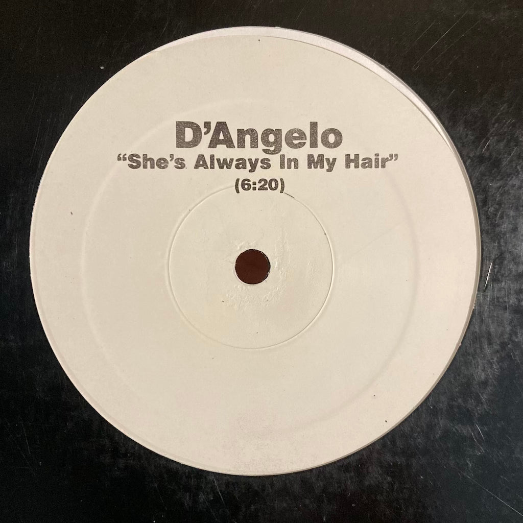 D'Angelo - She's Always In My Hair
