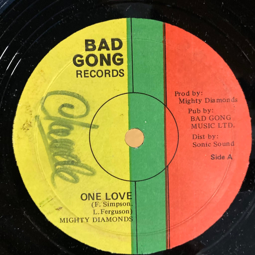 Mighty Diamonds - One Love/Mighty Diamonds
